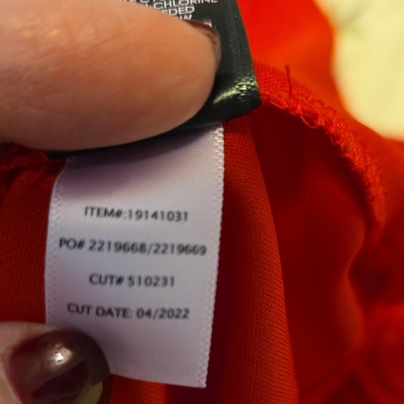 NWOT Torrid Size 1 Vibrant Red Lace Midi Dress - Picture 10 of 10